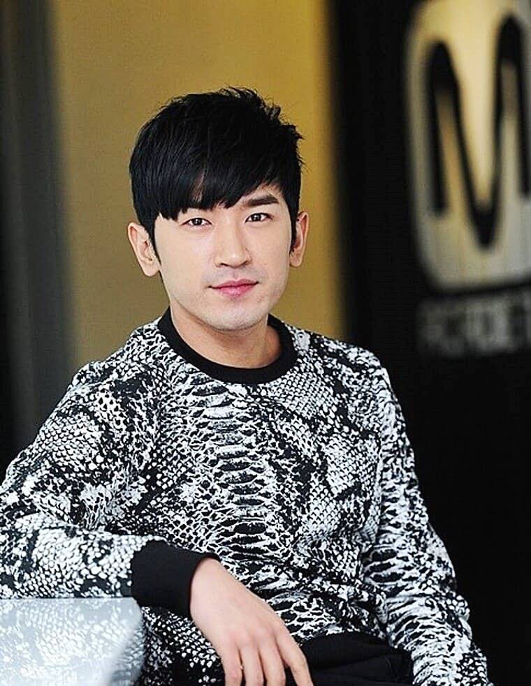 가수-이민우