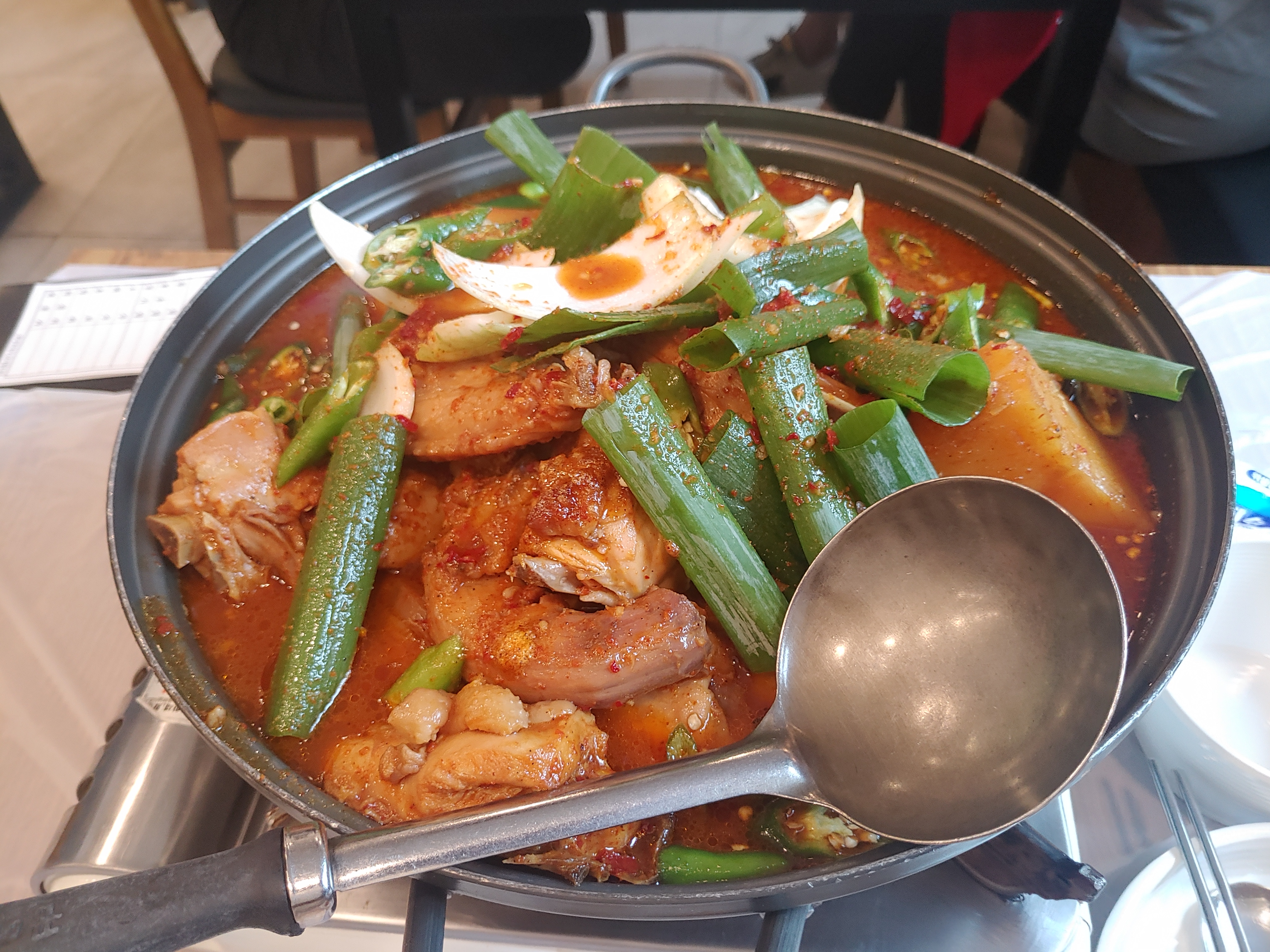 유림의 토종 닭도리탕