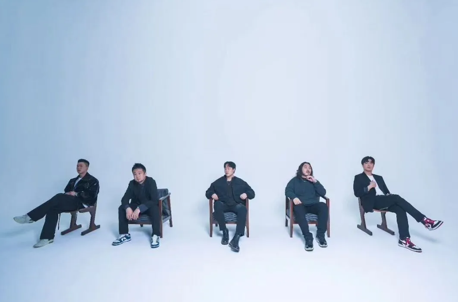 사진출처 : https://namu.wiki/w/%EB%B8%8C%EB%A1%9C%ED%81%B0%20%EB%B0%9C%EB%A0%8C%ED%83%80%EC%9D%B8