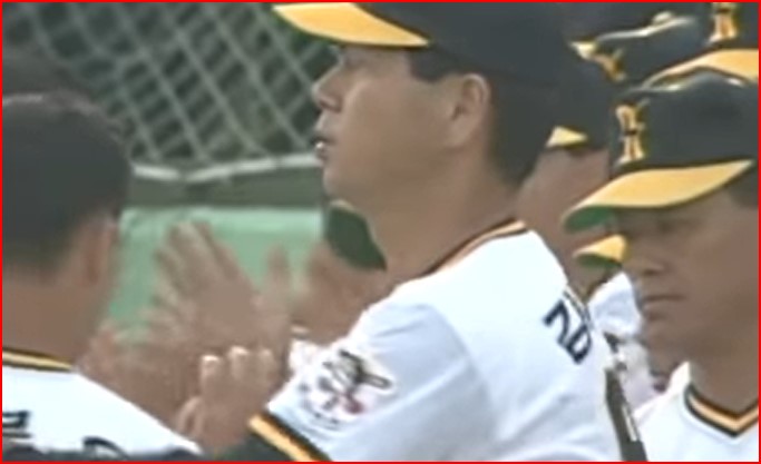 카리스마로 이끌고 있는 김성근 감독 모습