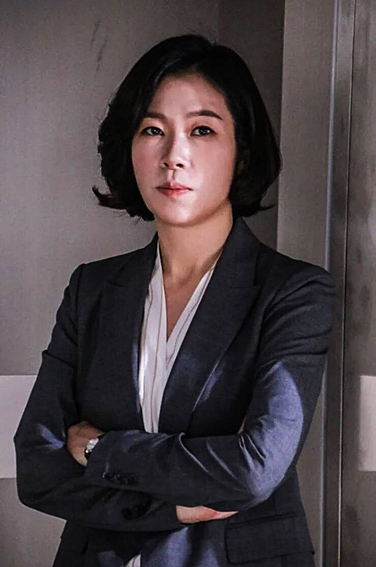 염혜란 프로필