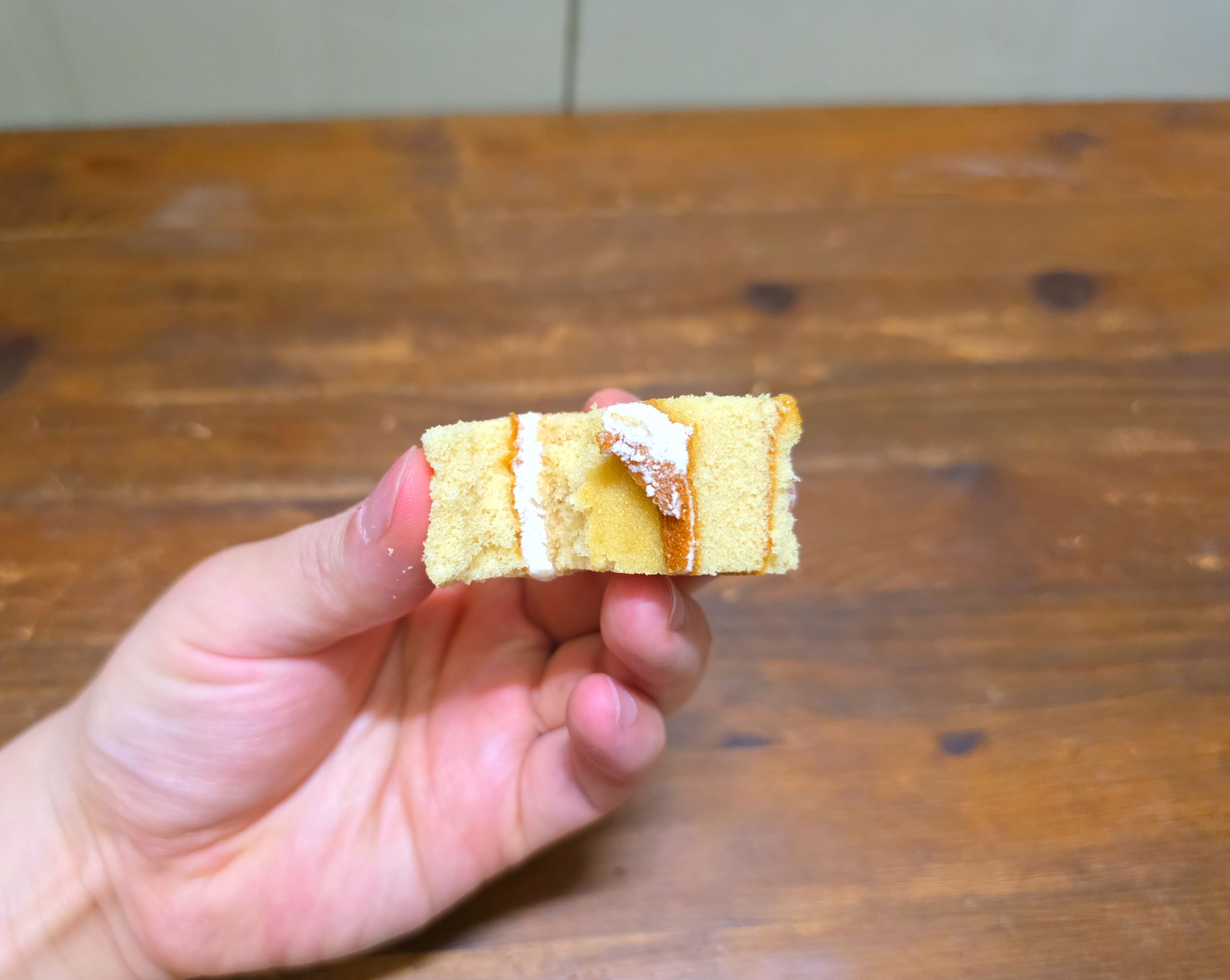 gs25호두크림치즈점보롤