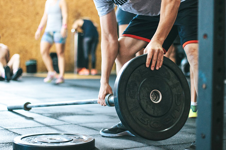 건강을-위해-운동하는-남성