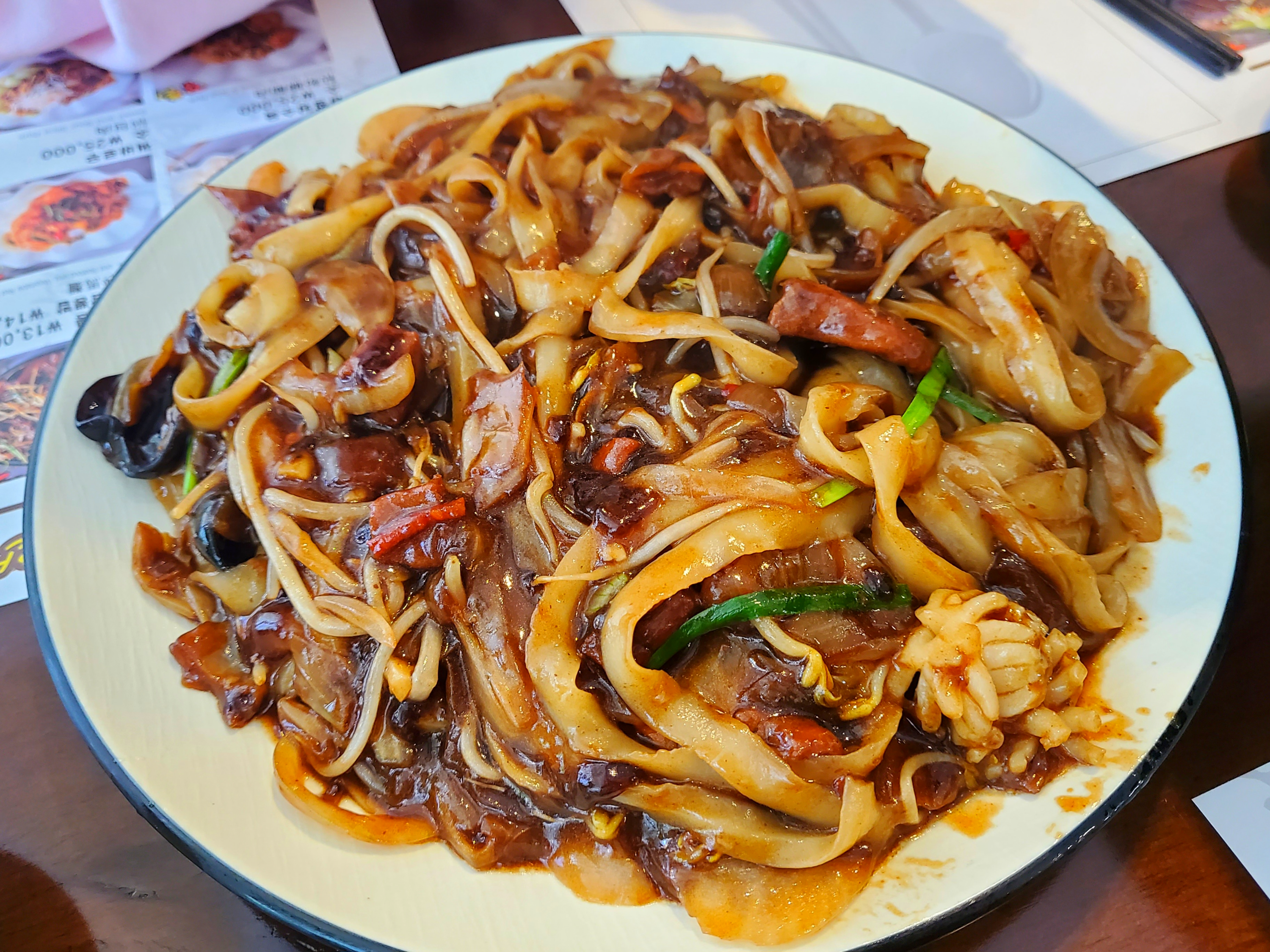 삼선쟁반짜장