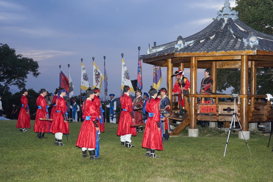 제63회 통영한산대첩축제 기본일정과 프로그램 정리 진해성 박혜신 출연