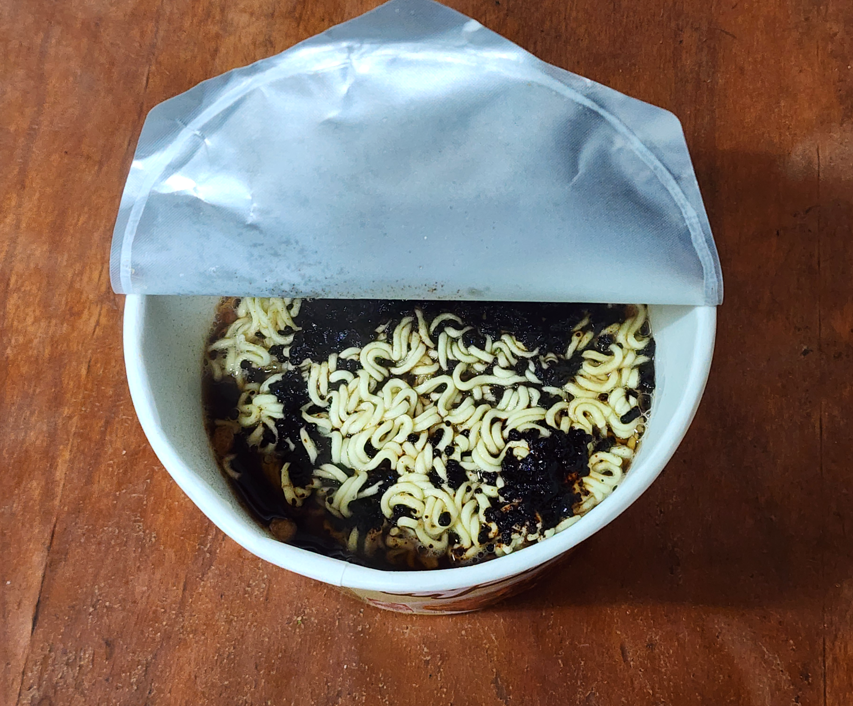 짜파게티큰사발면