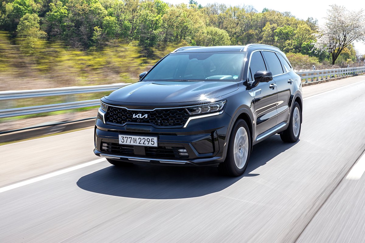 트리플 엔터테이너...기아 쏘렌토 하이브리드