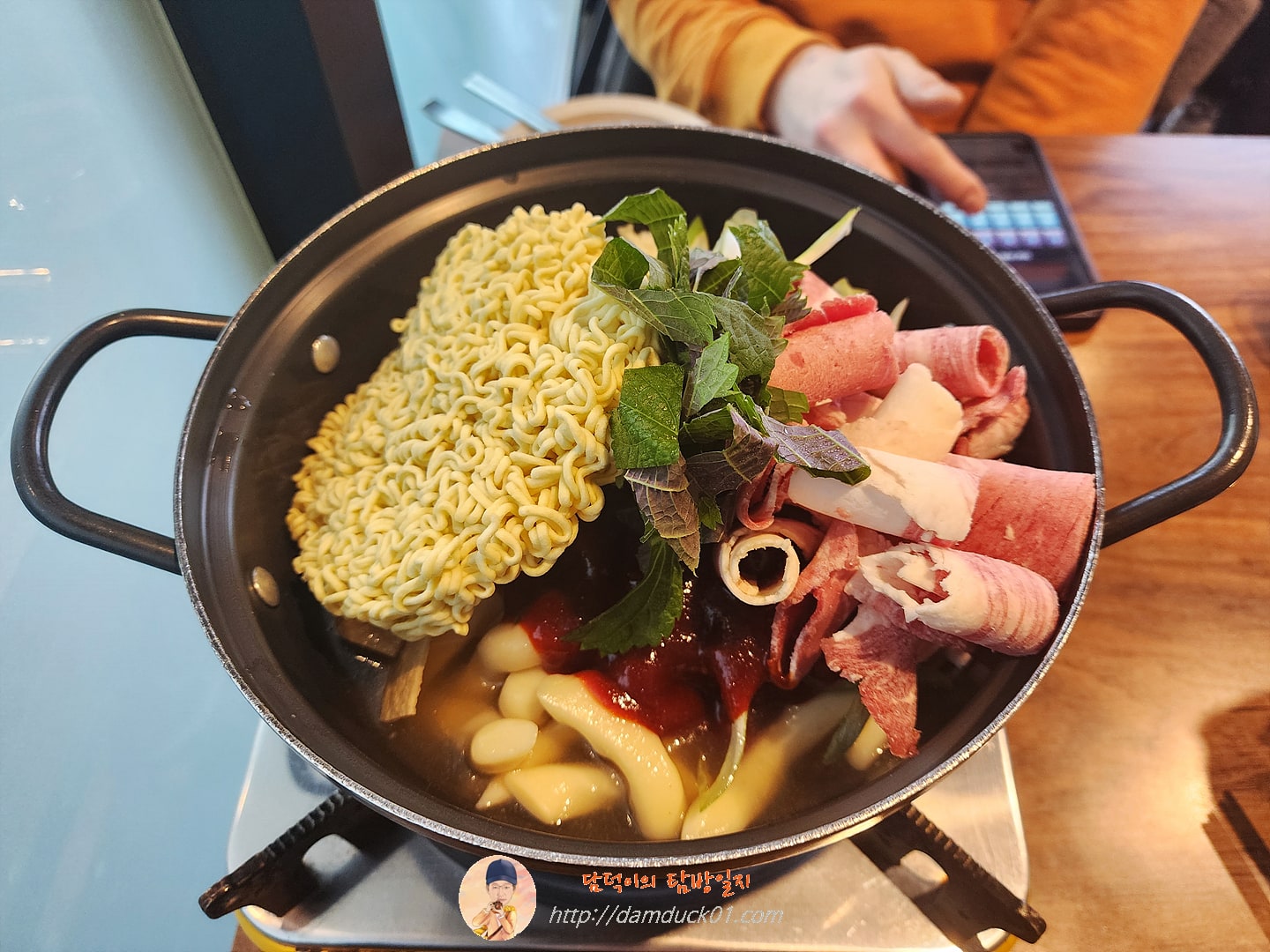 차돌박이 떡볶이