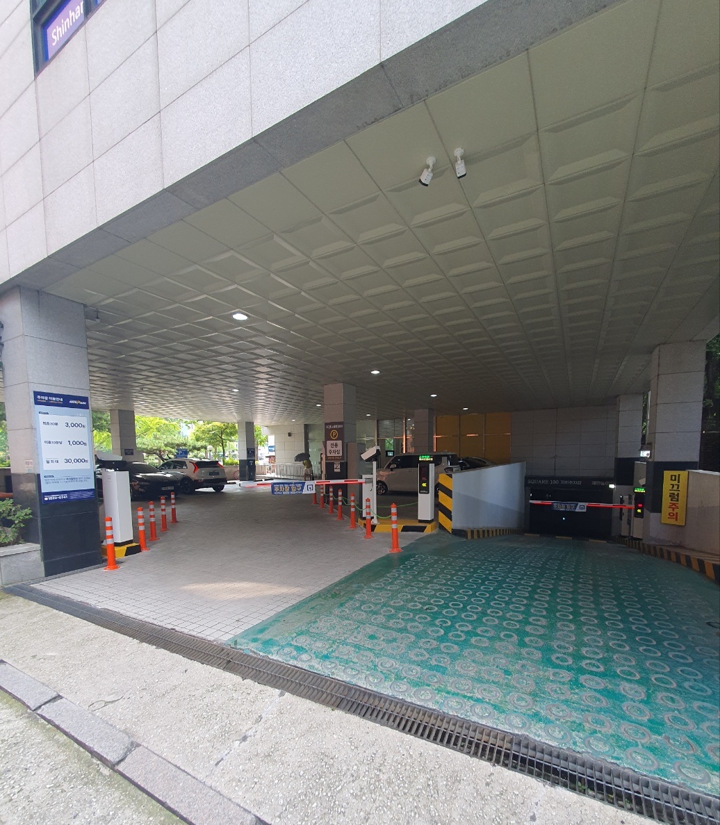 무인-주차장은-점점-확산되고-있습니다.