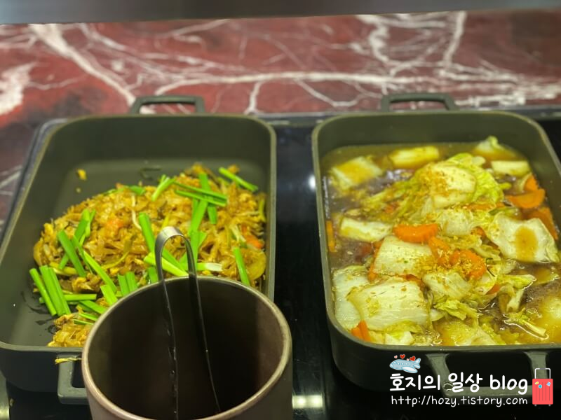 방콕 코트야드 메리어트 에어포트 조식당_뷔페메뉴