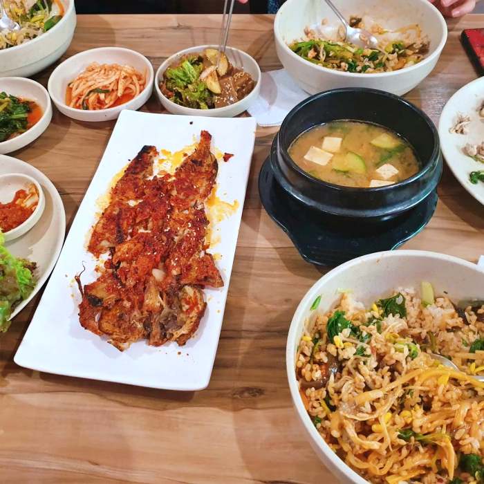 식객 허영만 백반기행 안재모 편 산채 보리 비빔밥 직화 코다리구이 도토리묵 녹두전 털레기 고양 서삼릉 원당 맛집 소개