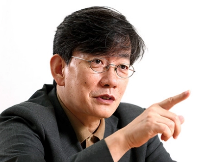 손석희 아나운서 프로필 나이 고향 학력 스타일 시계