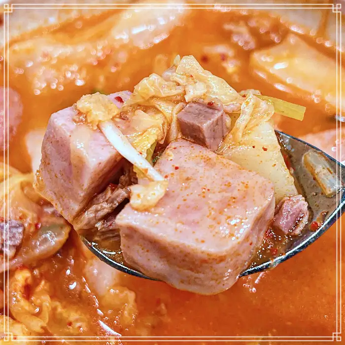 생방송 투데이 한강진 이태원 부대찌개, 존슨탕 맛집
