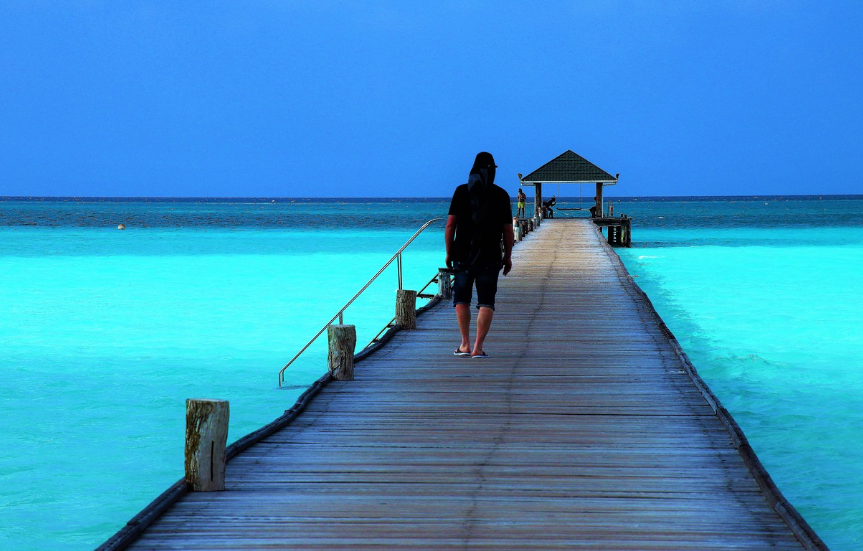 2024년 여름 트렌드: 리조트, 액티비티, 힐링 여행