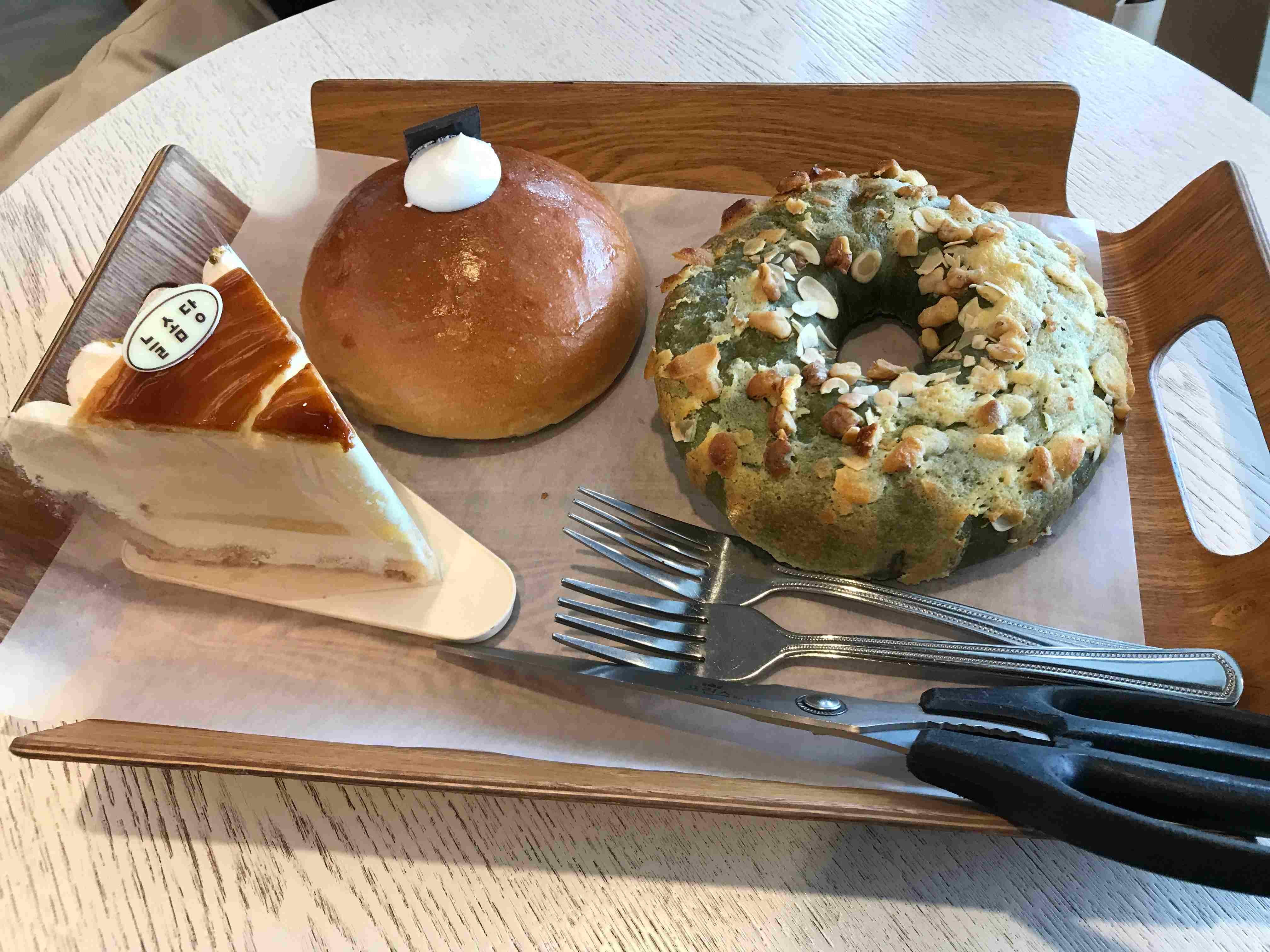 늘솜당에서 주문한 메뉴들