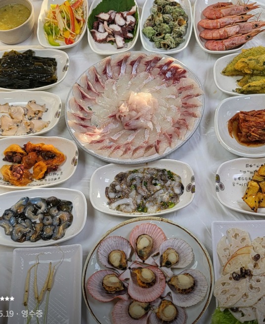 거제도-이수도-1박3식-민박집-학섬식당펜션