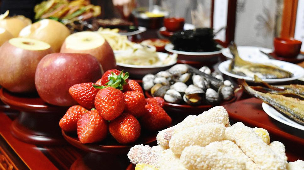 추석영화 보기 집 먹방 대격돌!