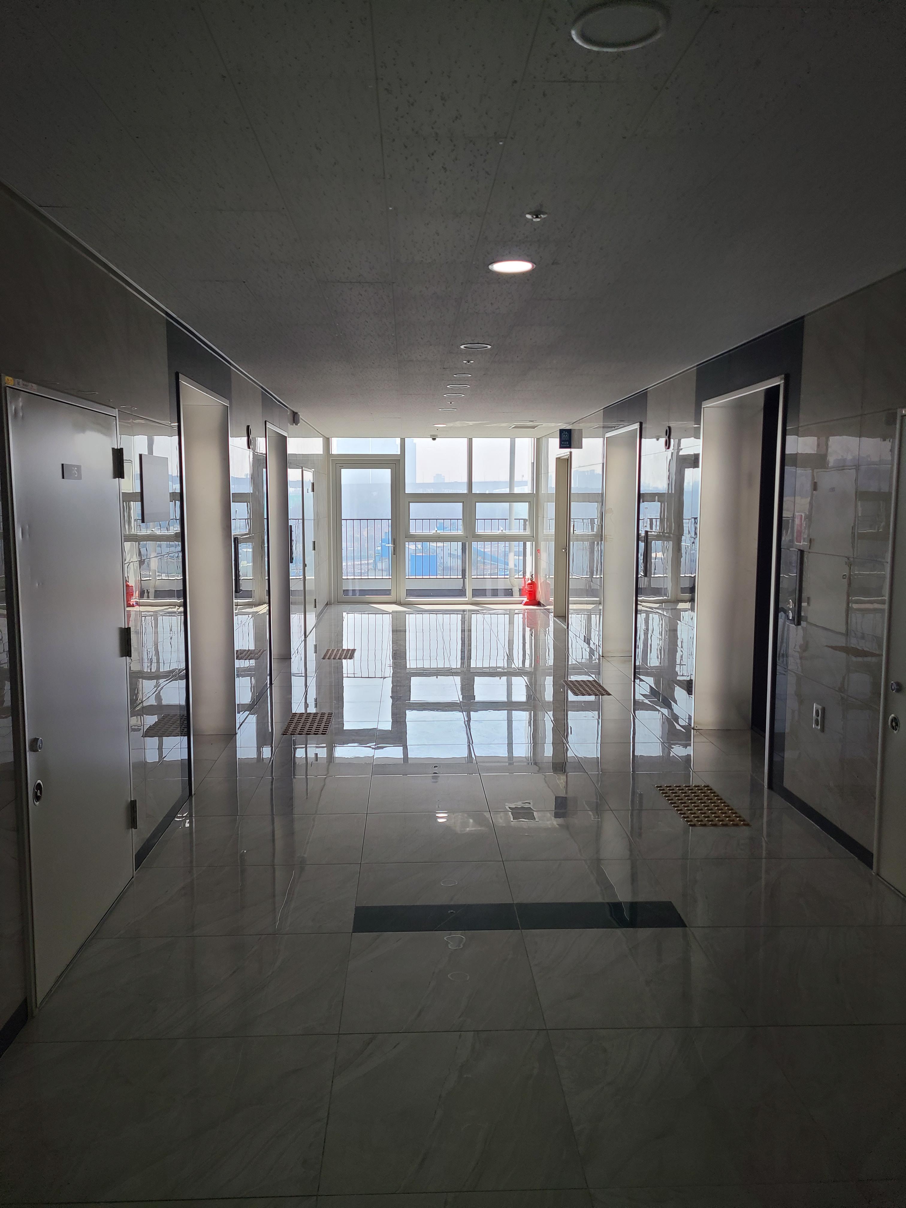 두산명학아너비즈타워 섹션오피스11