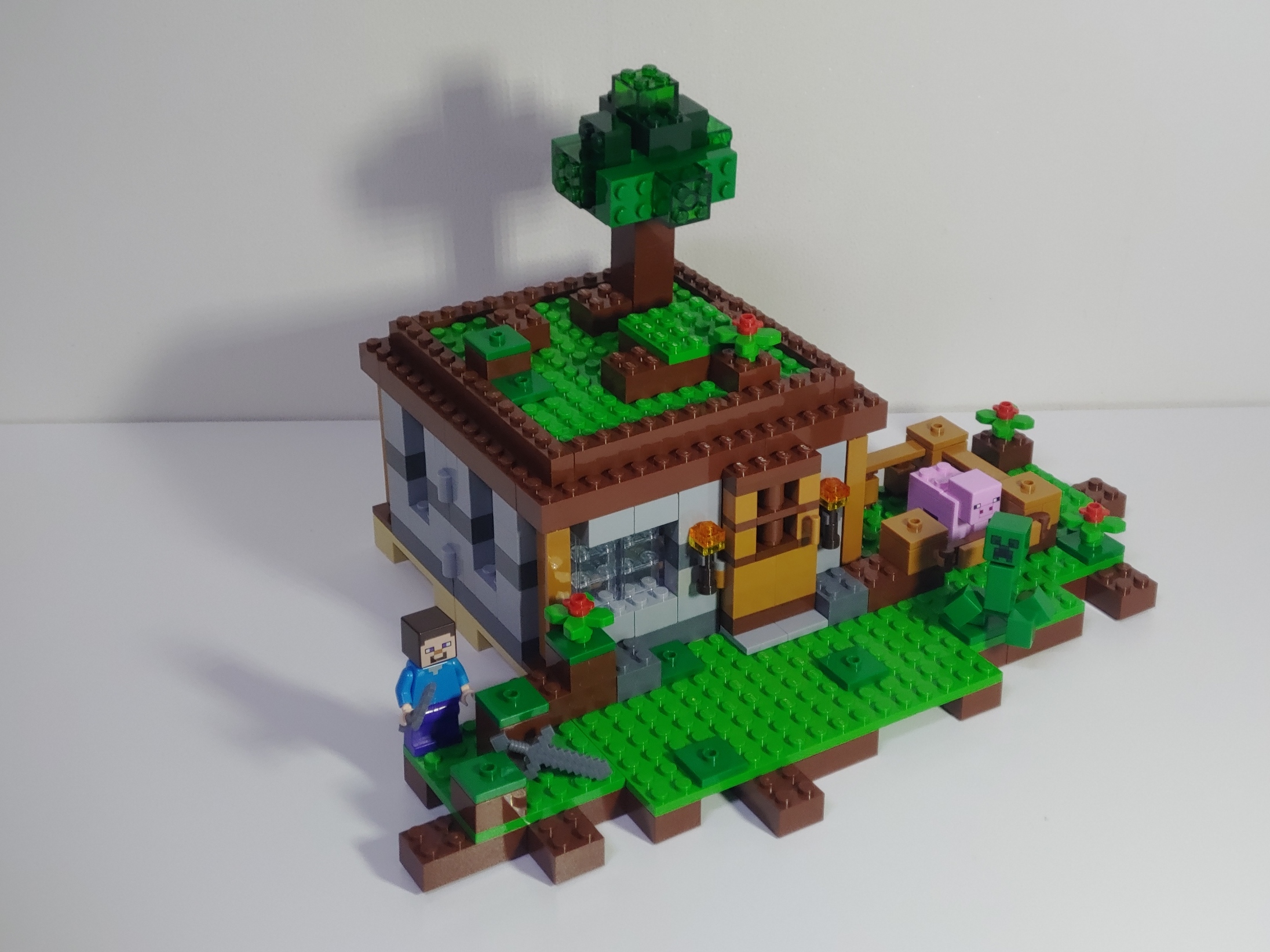 마이크로월드 - 첫 번째 밤 - 정면