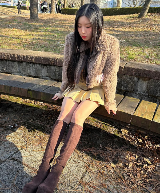 권은비 사복