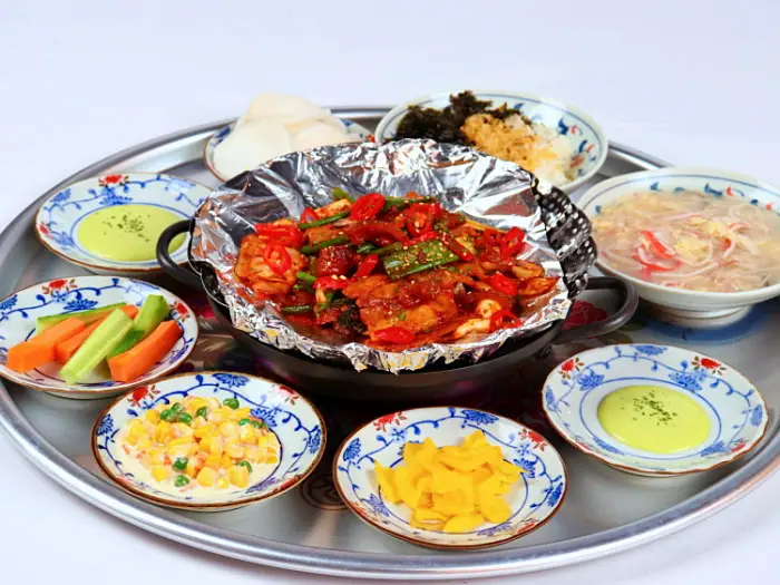 주주총회 장동민 통벌꿀집 꿀막걸리 함께 즐기는 매운 양념 닭발 맛집 강남 선릉 실내포차 추천 소개