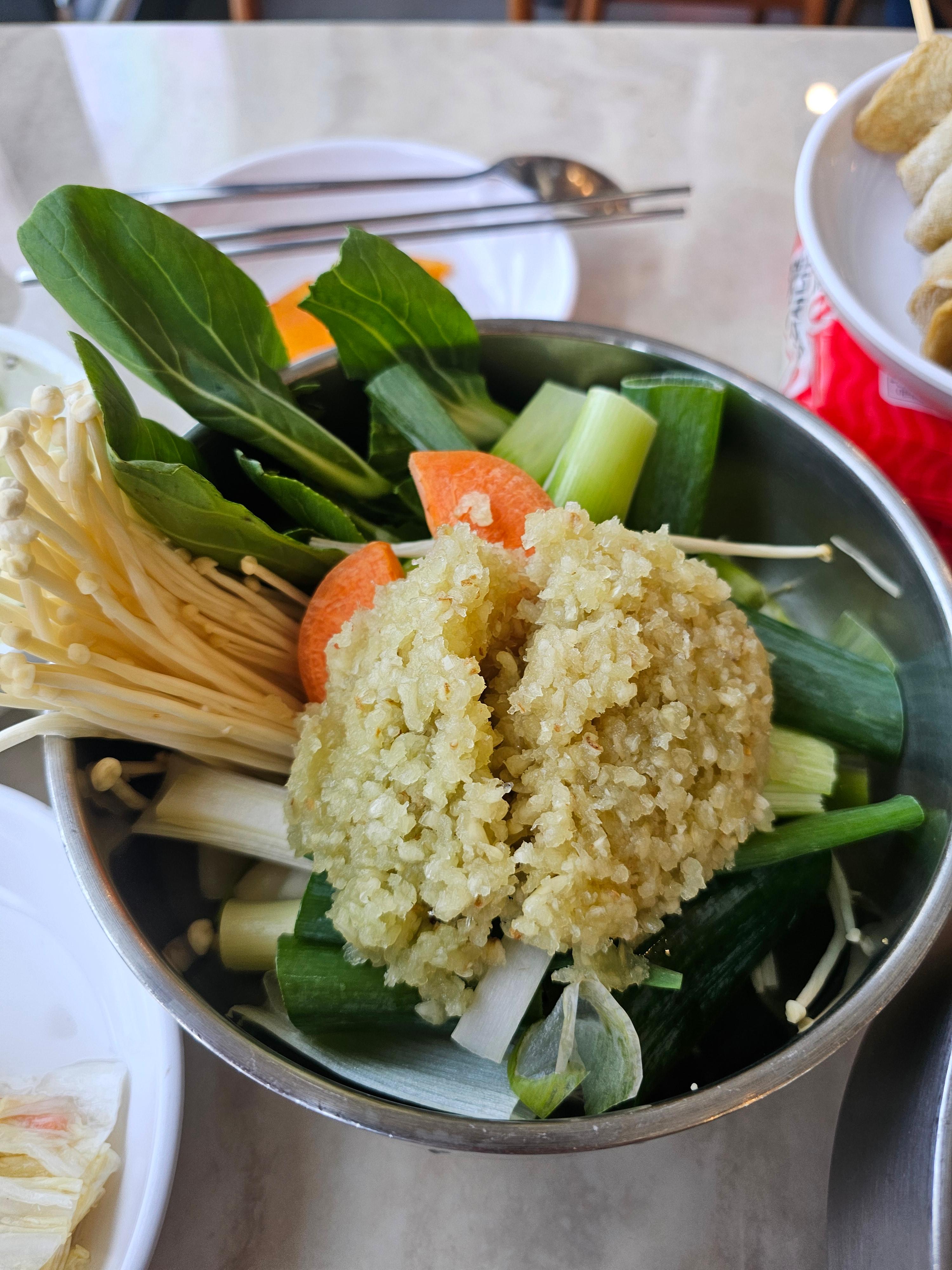 솥뚜껑 닭볶음탕