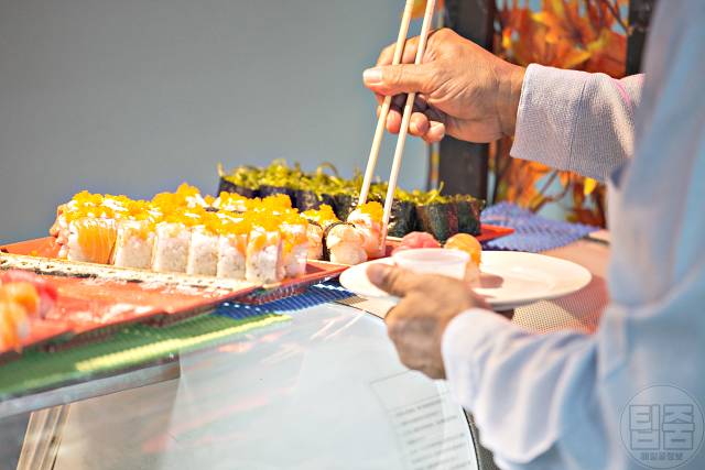 뷔페음식 단가순위 재사용 회 스시