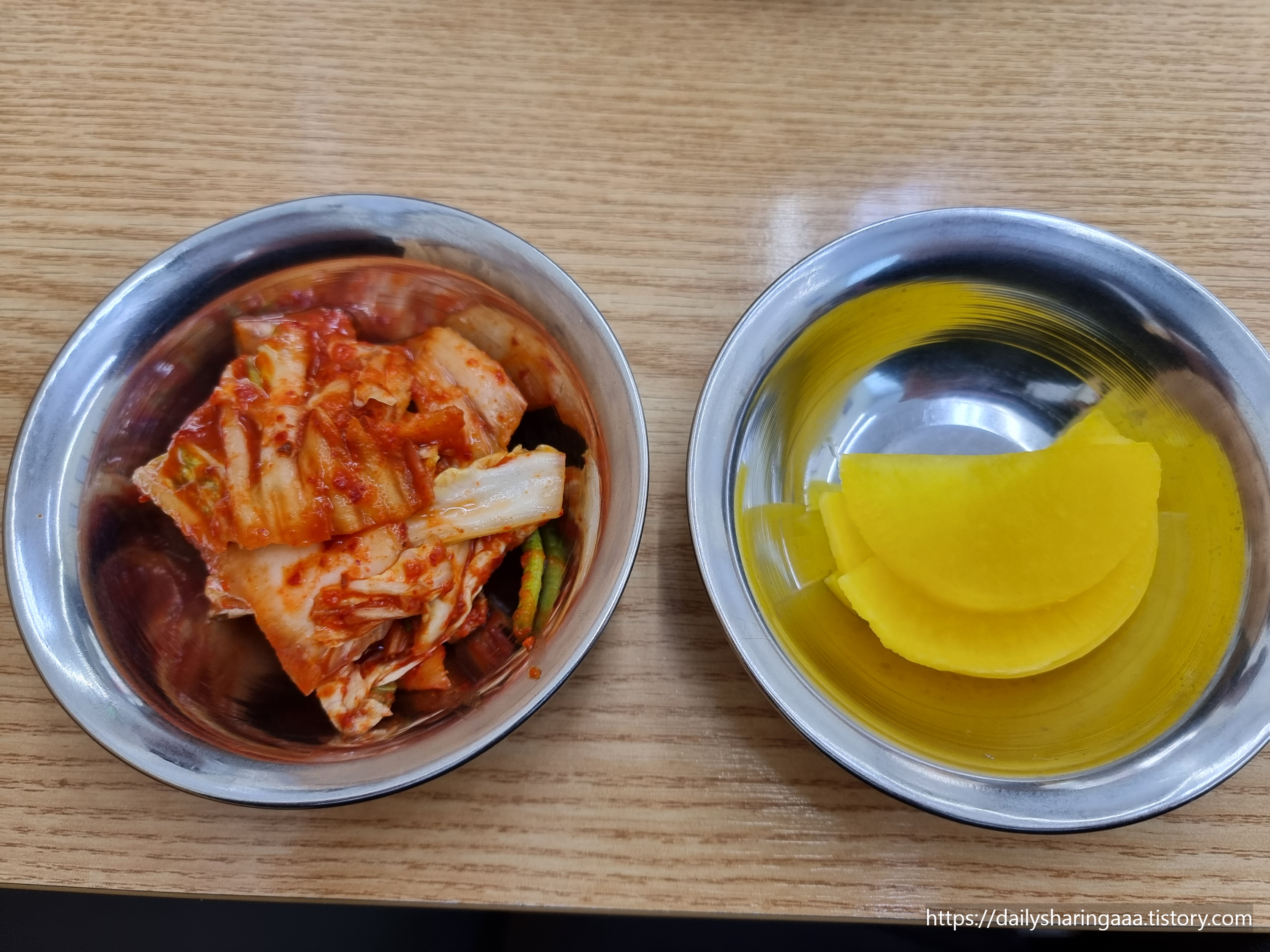 인천_서구_가정동_여수멸치국수_밑반찬