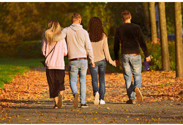 &ldquo;친구 많아도 결국 이렇게 됩니다&rdquo;