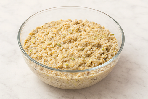 녹두반죽과 속재료 섞기