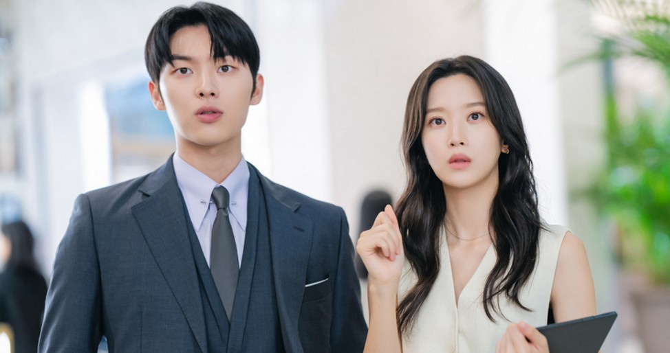tvn 티빙 월화드라마 웹툰 원작 그놈은 흑염룡 문가영 최현욱 등장인물관계도 줄거리 문가영 최현욱 김신원 곽시양