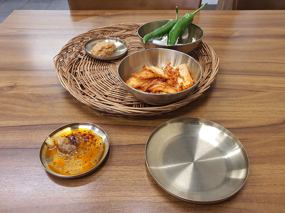 평이담백 뼈칼국수 방이점 - 뼈칼국수5