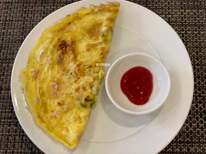 나트랑 스완도르 리조트 올 인클루시브 조식 오믈렛