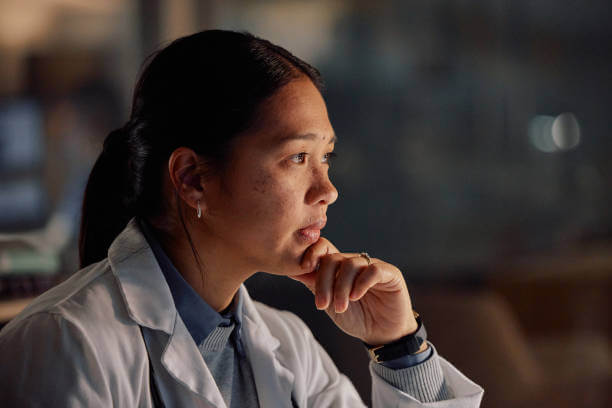 다크서클과 수분 부족의 연관성이란, 피부 속 수분과 눈 밑 그림자의 관련성