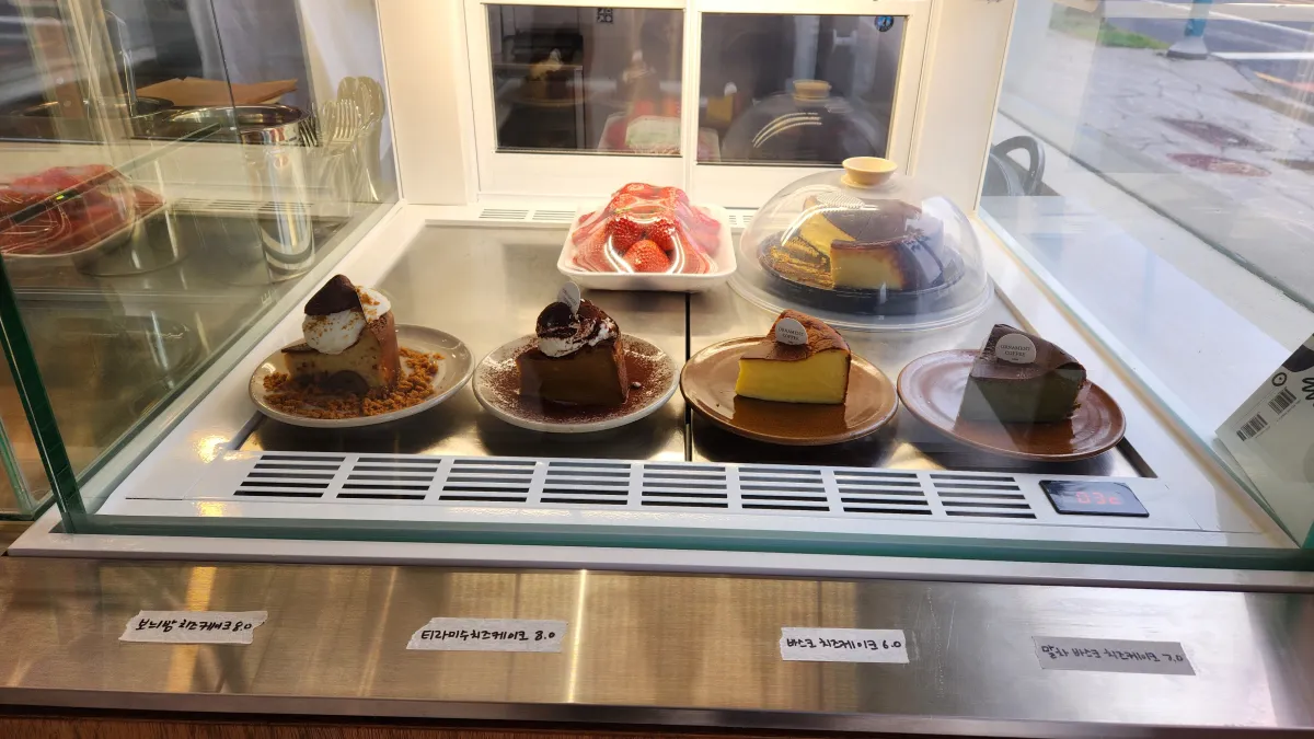 치즈케이크-티라미수-말차-치즈케이크