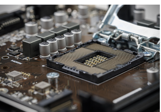 크롬 설정의 비밀번호 관리자에서 저장된 사이트 목록을 확인하고 눈 아이콘을 눌러 비번을 보는 화면