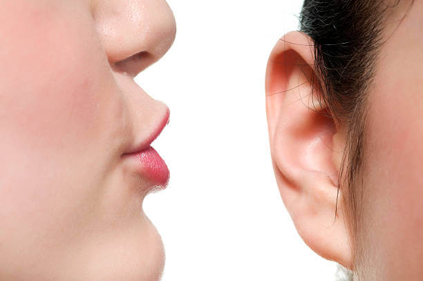 이관개방증은 아이유가 진단받은 질환으로 많은 사람들에게 알려졌습니다. 그래서 이관개방증 증상, 원인, 치료까지 알아봤으니 참고하시기 바랍니다.