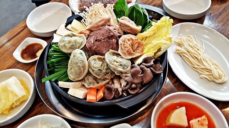 생생정보통 얼큰 만두전골 경기 의정부 장사의 신