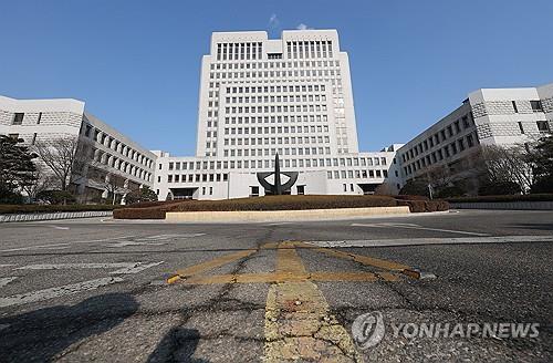 조현범 횡령&middot;배임 징역 2년 실형 확정&hellip;경영 복귀 시점과 한국타이어의 미래