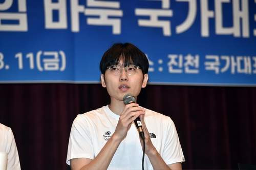 신진서, 신진서 란커배, 신진서 셰커, 신진서 나이, 신진서 상금, 신진서 프로필, 신진서 키, 신진서 부모, 신진서 학력, 신진서 MBTI, 신진서 바나나, 신진서 AI, 신진서 알파고, 신진서 왕싱하오, 신진서 농심배, 신진서 100억, 란커배 2026, 취저우 란커배, 셰커, 바둑 신진서