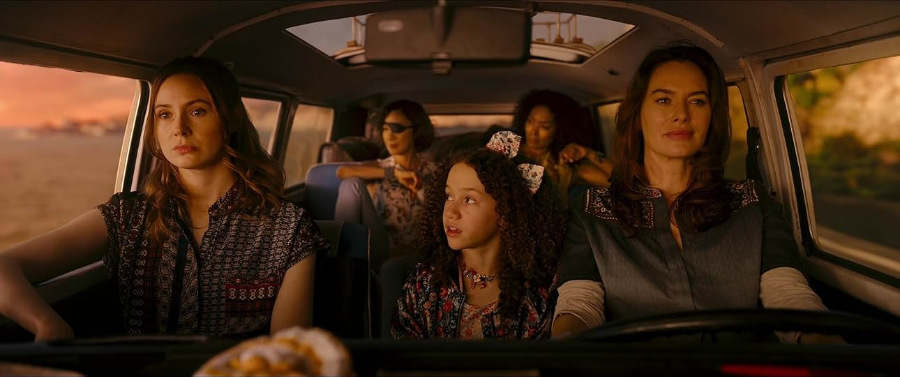 건파우더 밀크셰이크 (2021) 줄거리