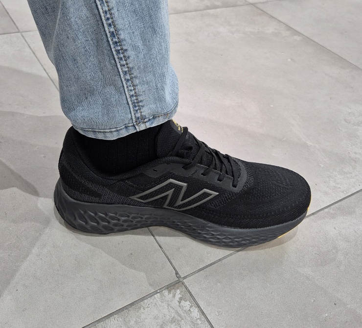 러닝 입문용 EVOZ v4 추천