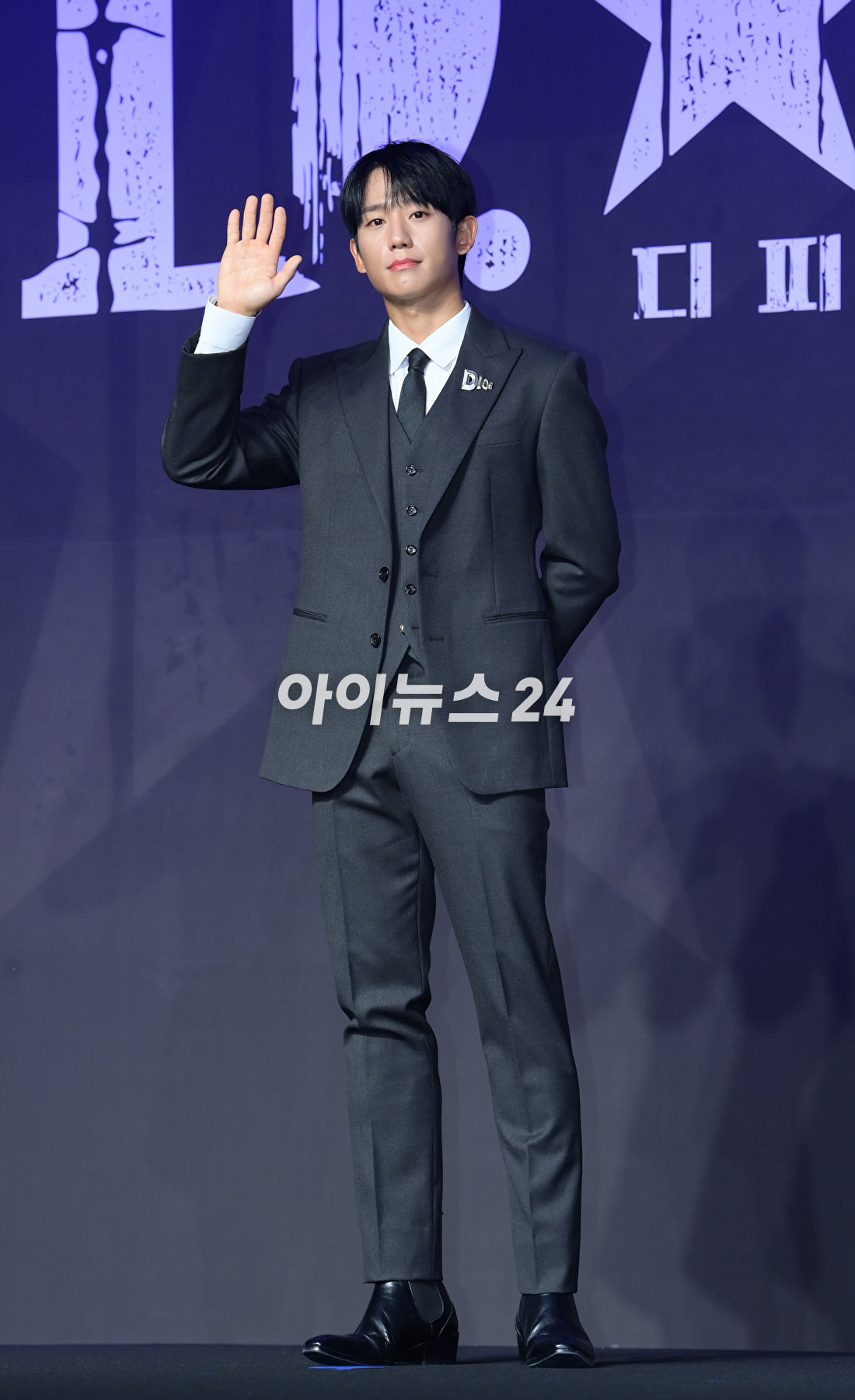 배우 정해인이 18일 오전 서울 강남구 그랜드 인터컨티넨탈 서울 파르나스에서 열린 넷플릭스 시리즈 'D.P.(디피) 시즌2' 제작발표회에 참석하고 있다. [사진=정소희 기자]