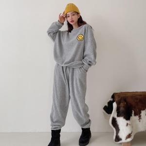 더폰드 양기모 스마일 후리스 츄리닝세트 2컬러