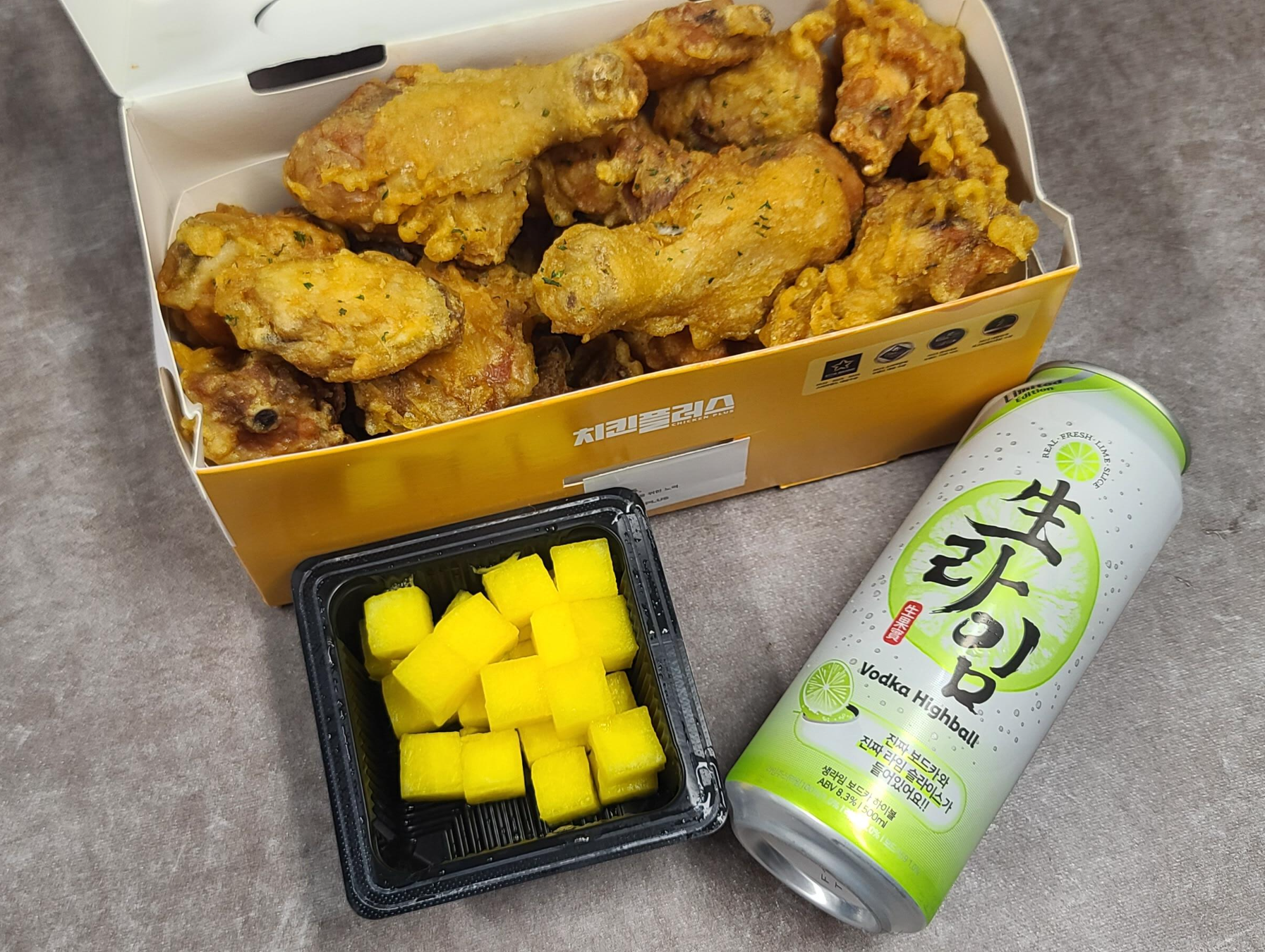 치킨플러스 치킨맛집 메가치킨 15호 깔끔한포장 후라이드치킨 쿠팡이츠할인 CU 생라임 보드카 하이볼