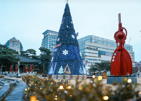 [대전&middot;세종 크리스마스 명소 BEST5] 현대프리미엄아울렛&middot;유성온천&middot;세종 빛트리페스티벌