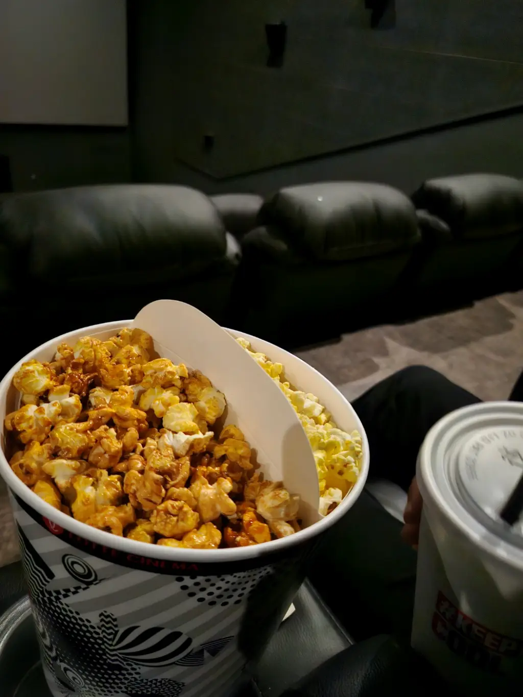 팝콘-콜라-영화볼 준비