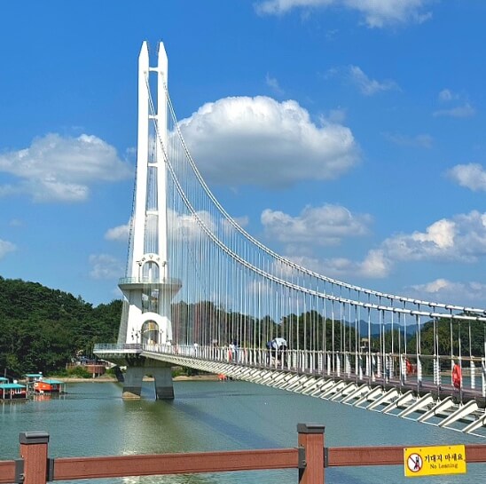 예당호-출렁다리