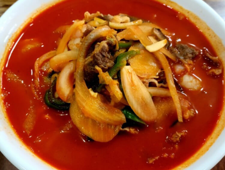 충청남도 천안시 서북구 두정동 육해공짬뽕 삼선짬뽕 맛집 수타홍짬뽕