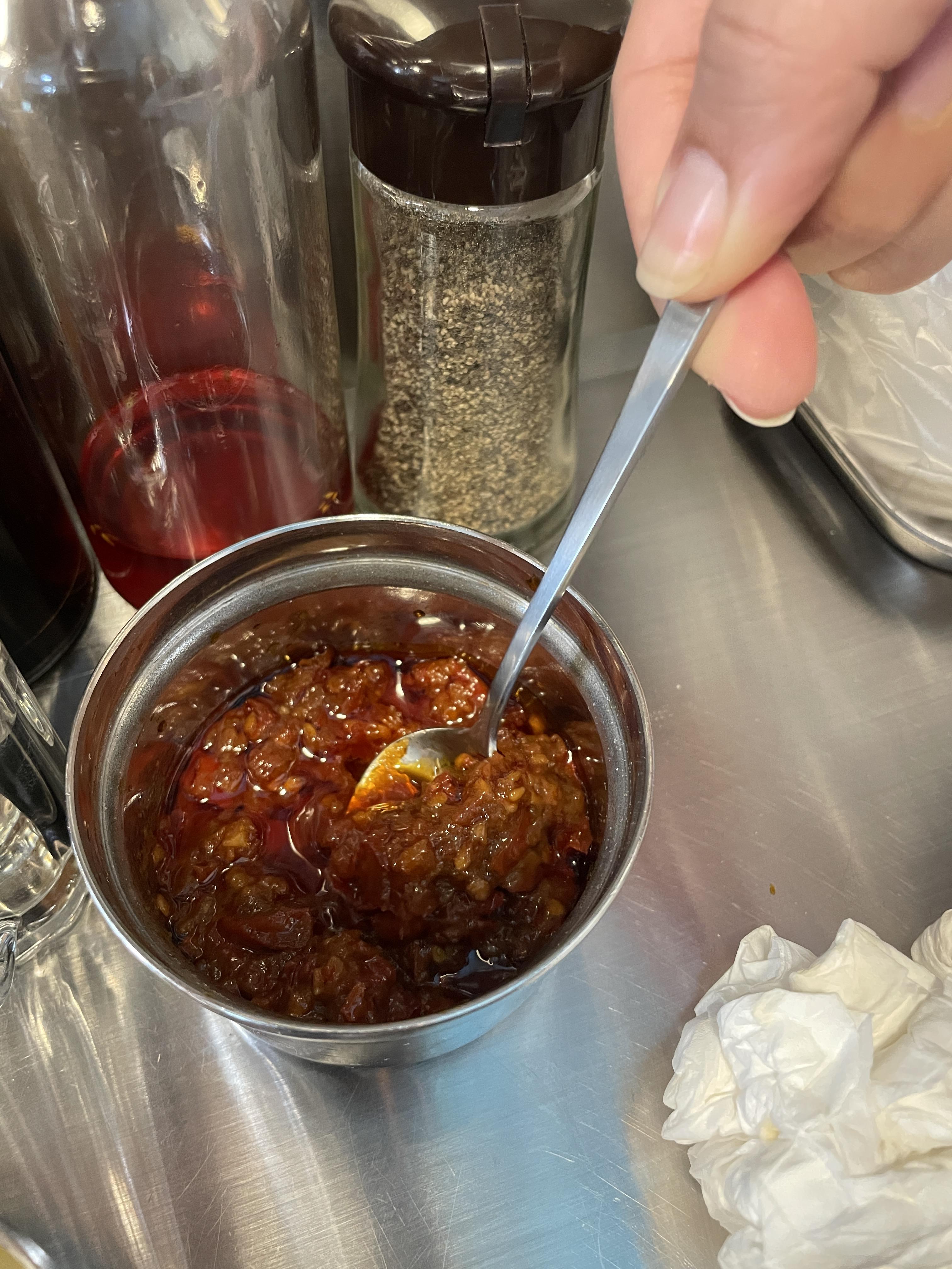 진사부 우육면 홍쇼소스